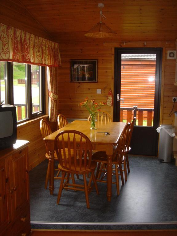 Loch Lomond Lodge Rowardennan Zimmer foto